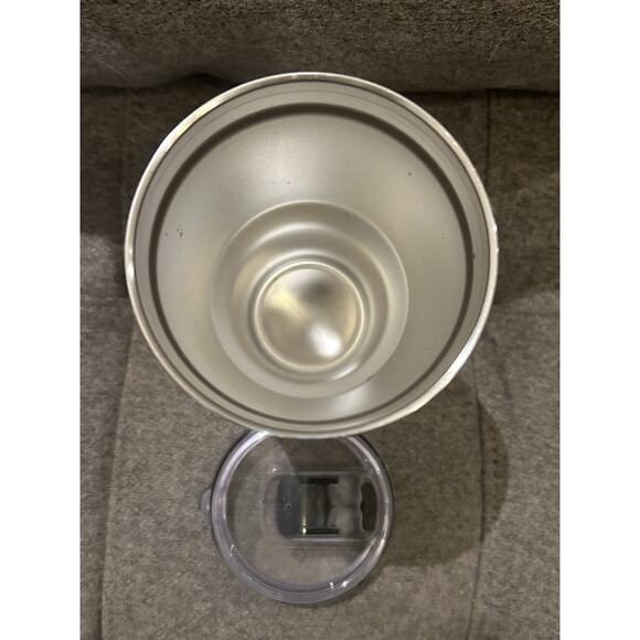 Yeti Rambler 30 oz Tumbler - Picture 3 of 7